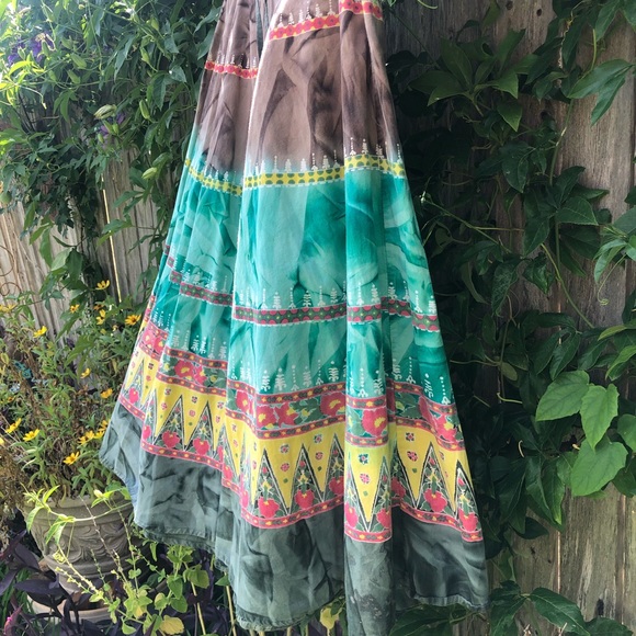 Savannah Dresses & Skirts - Vtg Fun Bohemian Skirt